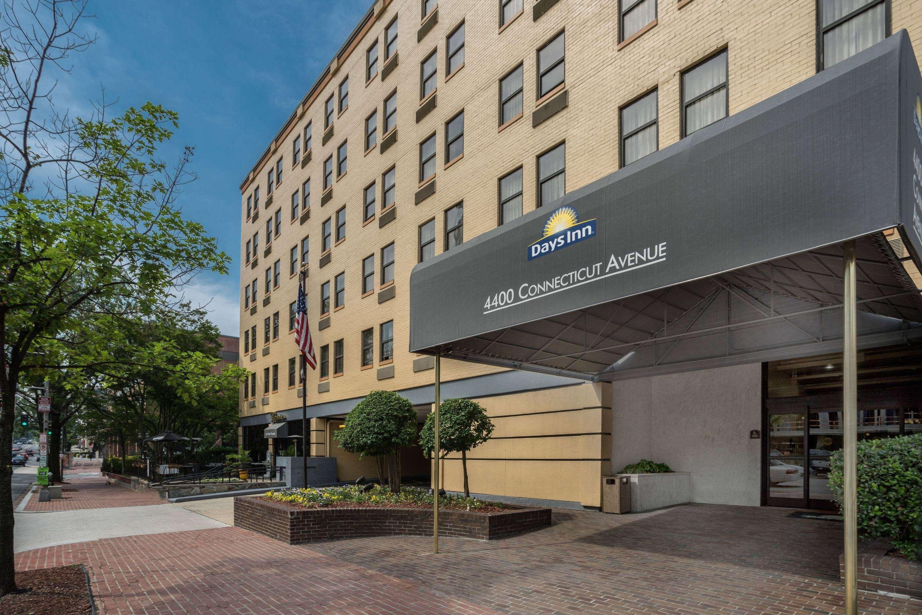 Days Inn By Wyndham Washington Dc/Connecticut Avenue Bagian luar foto